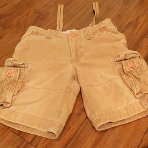 Boys Abercrombie cargo shorts. Cotton.